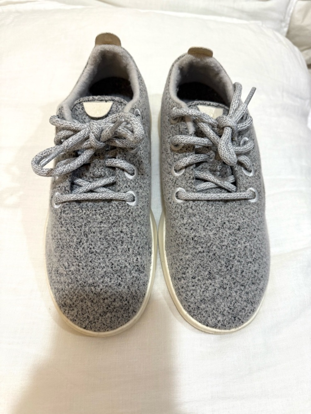 allbirds Woman’s Heather Grey Wool Sneakers